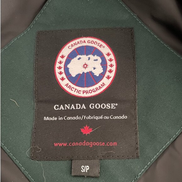 FINAL PRICE REDUCTION! - PRISTINE CANADA GOOSE DOWN Montebello Jacket -Women S - Picture 7 of 10